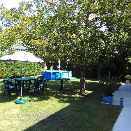 In 19405 Balatonmáriafürdő